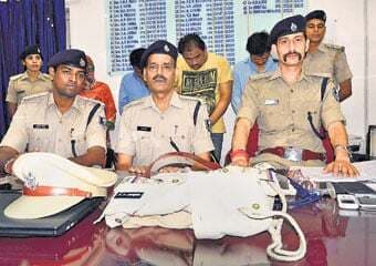 पकड़ा गया फर्जी एसपी, फिल्म स्पेशल 26 देख बनायी थी योजना