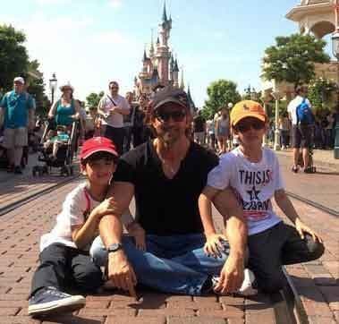 रितिक ने अपने बेटों के साथ जमकर की मस्ती