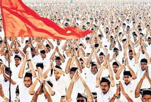 दक्षिणपंथ का गढ़ बने हिंदी प्रदेश