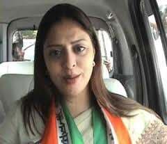 नगमा की मौजूदगी में कांग्रेस के दो गुट आपस में भिड़े