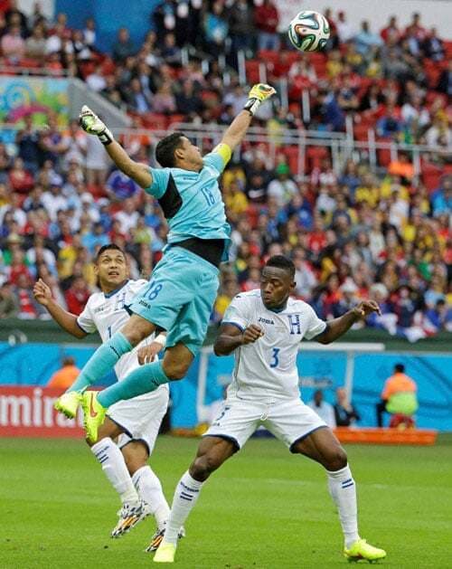 फीफा विश्व कप: फ्रांस ने उठाया गोल-लाइन तकनीक का फायदा