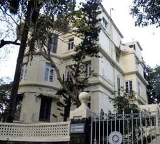 वैज्ञानिक होमी जहांगीर का बंगला ''मेहरानगीर'' 372 करोड़ में हुआ नीलाम