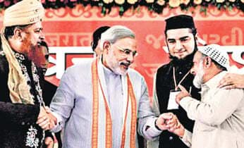 मोदी की प्राथमिकताओं में कश्मीर नहीं