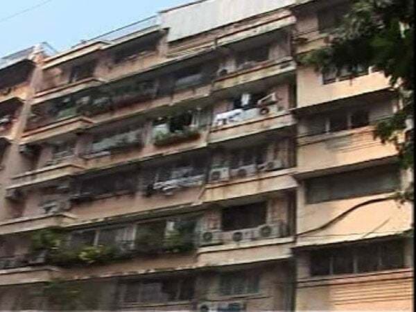 कैंपा कोला सोसाइटी का गतिरोध खत्म, निवासी आज बीएमसी को सौंपेंगे अपना फ्लैट