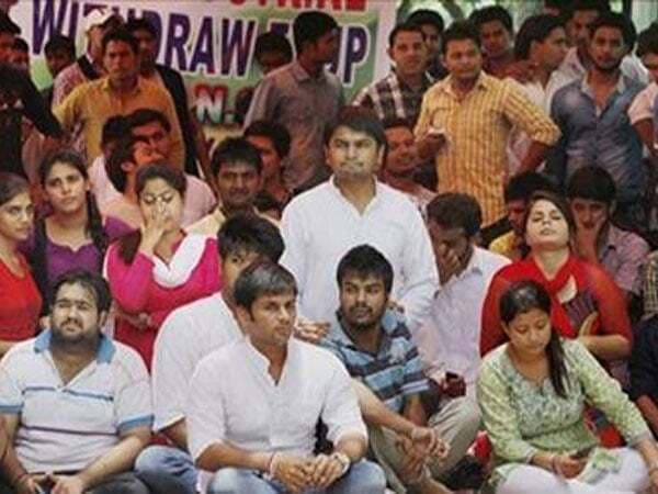 क्या वीसी के इस्तीफा देने से सुलझ जाएंगे सारे विवाद