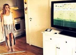 ताकि बीवी न करे फुटबॉल मैच के दौरान परेशान