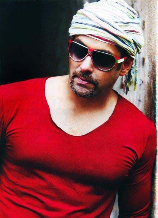 दबंग ने किंग को बताया बेहतर