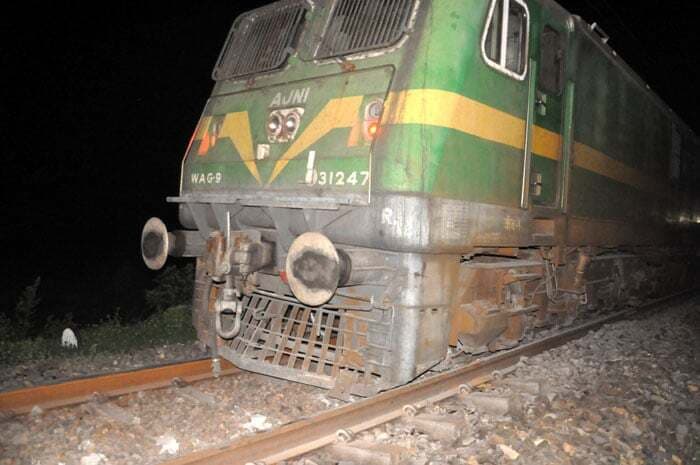 गया:अप-डाउन लाइन चालू,सभी ट्रेन अपने रुट पर रवाना