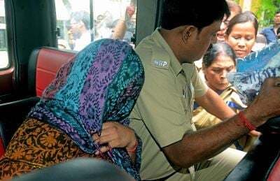बच्चे को निर्दयता से पीटने वाली शिक्षिका पांच दिन की पुलिस रिमांड पर