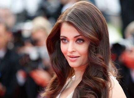 राष्ट्रमंडल खेलों में पहुंची ऐश्वर्या राय