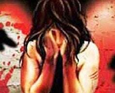 बिहार:चलती ट्रेन में महिला से रेप