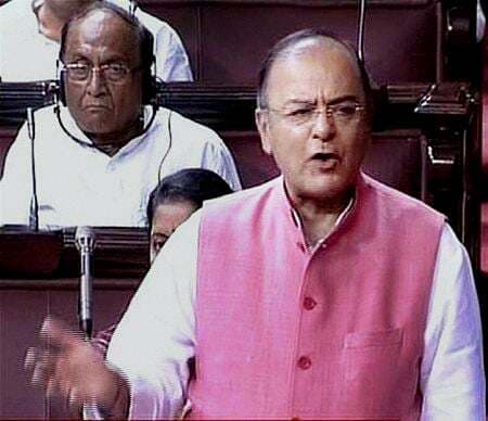 फिलहाल बीमा क्षेत्र में 49 फीसदी FDI नहीं, बिल गया प्रवर समिति के पास