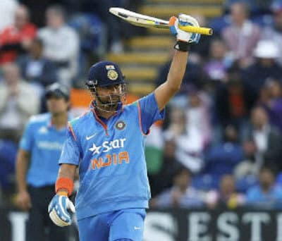 धौनी ने रैना की तारीफ की