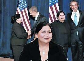 बराक ओबामा के साथ दिखी भारत की फरार ठग महिला