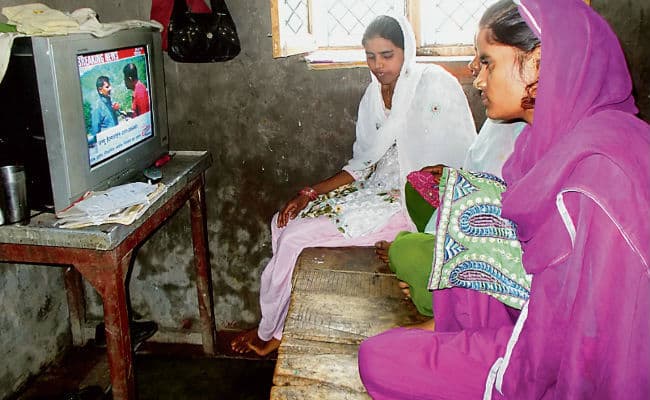 गोपालगंज के 150 लोग फंसे