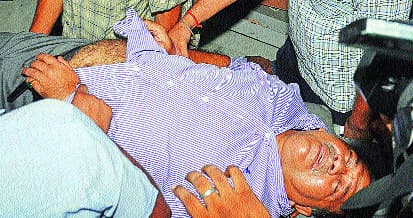 सारधा घोटाले में सीबीआइ ने कसा शिकंजा: पूर्व डीजीपी रजत मजूमदार गिरफ्तार