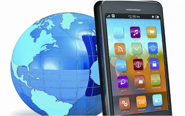 स्मार्टफोन के इस्तेमाल में सतर्कता है जरूरी