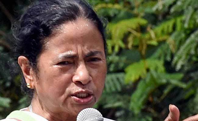 दस हजार करोड़ का है सारधा घोटाला