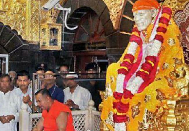 साईं बाबा विवाद : सुप्रीम कोर्ट में जनहित याचिका