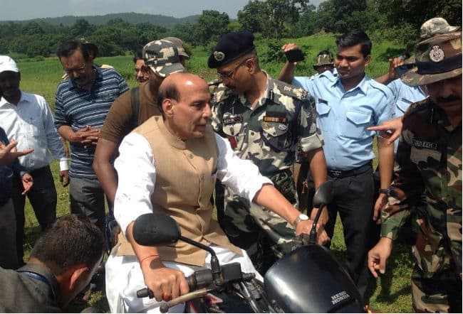 माओवादी-आदिवासी का भेद समझे पुलिस: राजनाथ सिंह