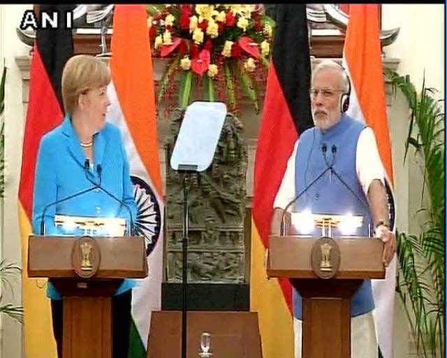 प्रधानमंत्री मोदी और जर्मन चांसलर एंजेला मर्केल ने जारी किया साझा बयान