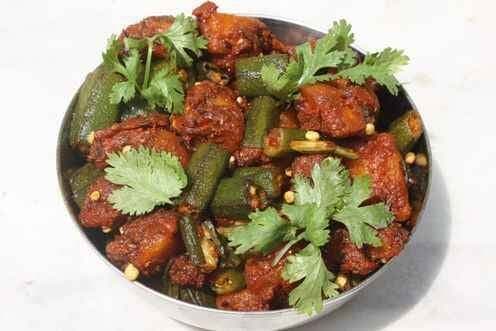 स्वादिष्ट टमाटर-आलू-भिंडी