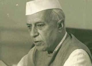 चीन के साथ 62 के युद्ध में नेहरु ने मांगी थी अमेरिका से मदद