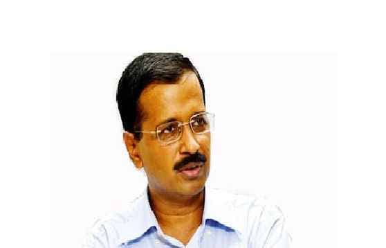 एलजी जंग से मिलने पहुंचे केजरीवाल