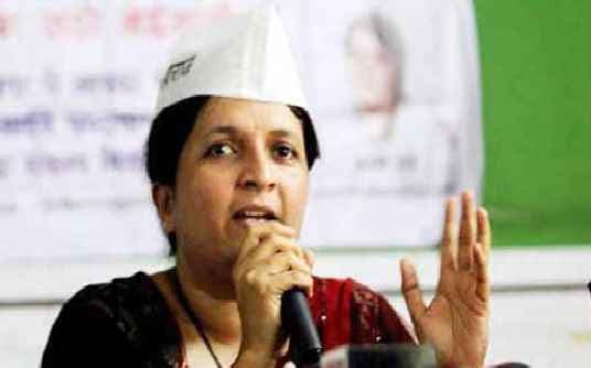 "आप" ने कहा, शिवसेना ने सिर्फ नफरत और गुंडागर्दी की राजनीति की है, मान्यता हो रद्द