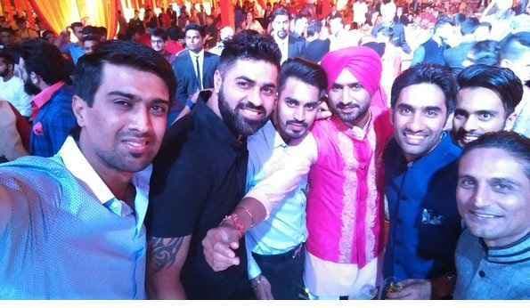 कैमरामैन से दुर्व्यवहार करने के मामले में भज्जी के बाउंसर गिरफ्तार