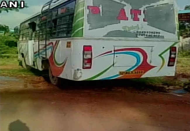 बेंगलुरु : चलती बस में युवती से सामूहिक दुष्कर्म, दो आरोपी गिरफ्तार