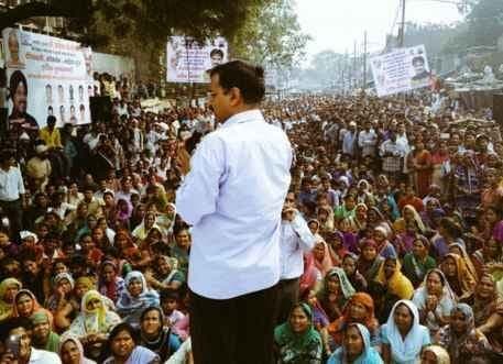 केजरीवाल, हर्षवर्धन ने शीला दीक्षित की प्रशंसा की
