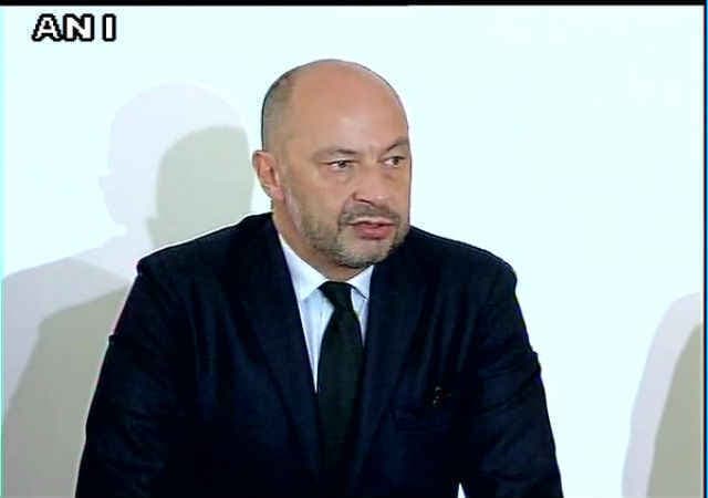 आजम के बयान से फ्रांसीसी राजदूत दुखी