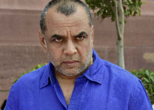 परेश रावल और मनोज तिवारी ने आमिर पर साधा निशाना