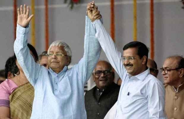 "आप" के तीन साल, आंदोलनकारी पार्टी से टिपिकल राजनीतिक पार्टी का सफर