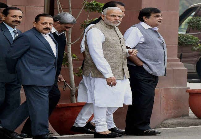 सरकार ने विपक्ष की ओर बढ़ाया हाथ