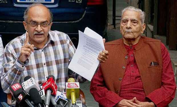 प्रशांत भूषण ने अन्ना को बताया केजरीवाल के जनलोकपाल का सच
