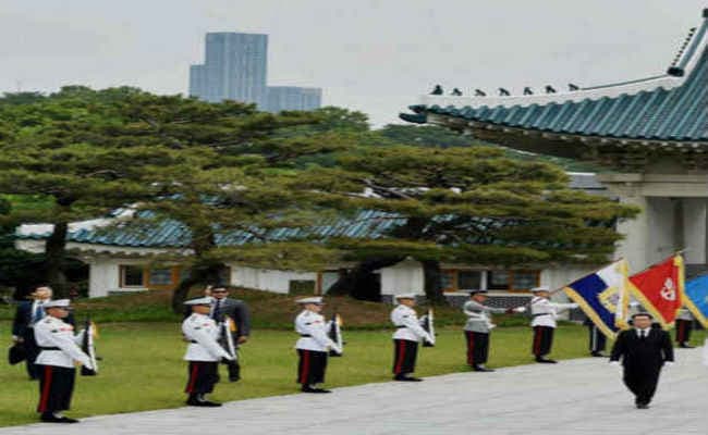 बदलती दुनिया के कुछ दृश्य !