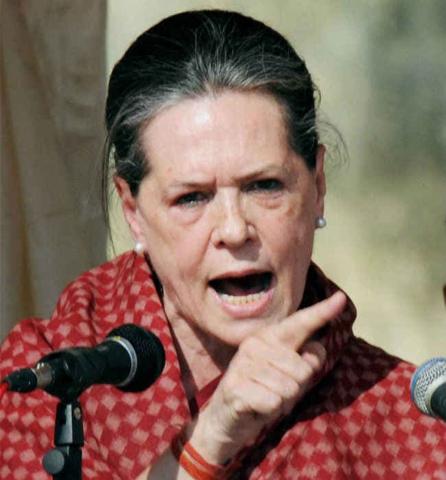 कल पार्टी नेता दफ्तर में रहेंगे, नहीं चाहिए कोई ड्रामा : सोनिया गांधी