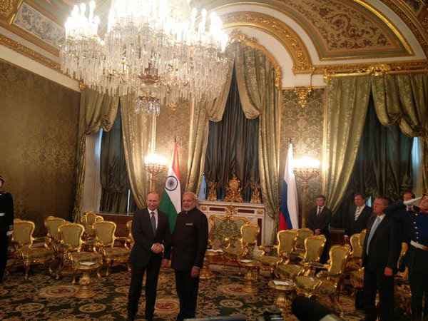 भारत का एक मजबूत और भरोसेमंद मित्र है रूस: नरेन्द्र मोदी