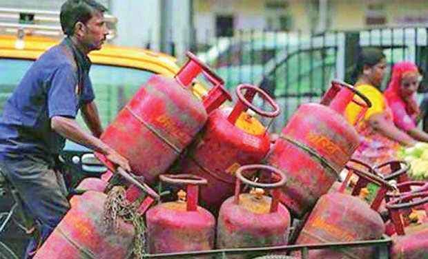 10 लाख से ज्यादा कमाई पर LPG सब्सिडी नहीं