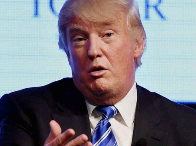 बिल क्लिंटन की आलोचना करना उचित है : ट्रंप