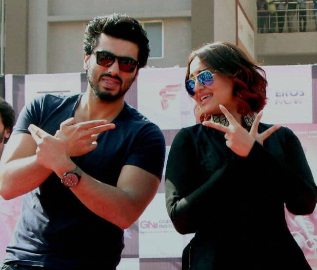 मेरे पिता मुझसे ज्यादा सोनाक्षी से प्यार करते है : अर्जुन कपूर