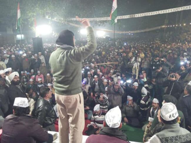 अब पार्टी कार्यकर्ता बनेंगे केजरीवाल के ''बॉडीगार्ड''