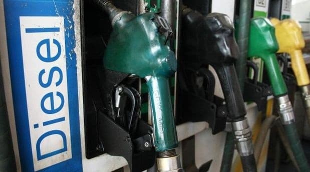 पेट्रोल डीजल की कीमत पर कल होगा फैसला