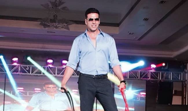 खिलाड़ी अक्षय पहुंचे ''सावधान इंडिया'' टीवी शो पर...