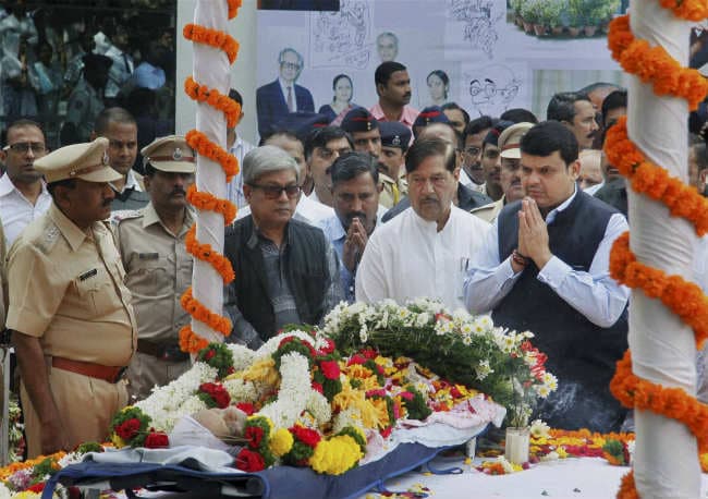 राजकीय सम्मान के साथ विदा हुए आम आदमी के महान कार्टूनिस्ट आरके लक्ष्मण