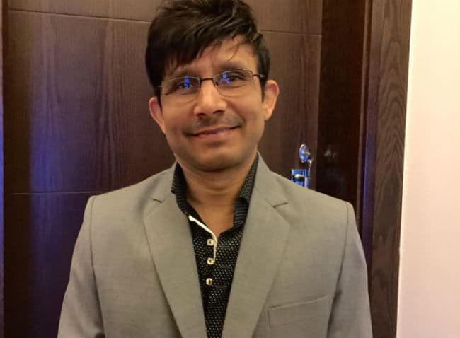 ये क्या...अब केआरके ने ओबामा को लेकर दे दिया विवादित बयान