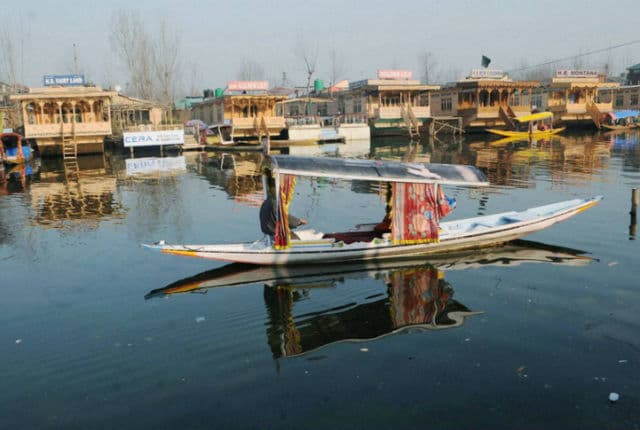 जम्मू-कश्मीर का इस साल पर्यटकों की संख्या में 10 प्रतिशत बढोतरी का लक्ष्य