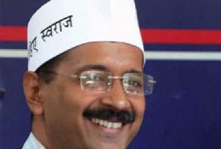 बुखार के बावजूद पूरे जोश में काम कर रहे हैं अरविंद केजरीवाल